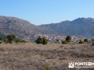 La sierra Oeste de Madrid. Puerto de la Cruz Verde, Robledo de Chavela, ermita de Navahonda. sendero